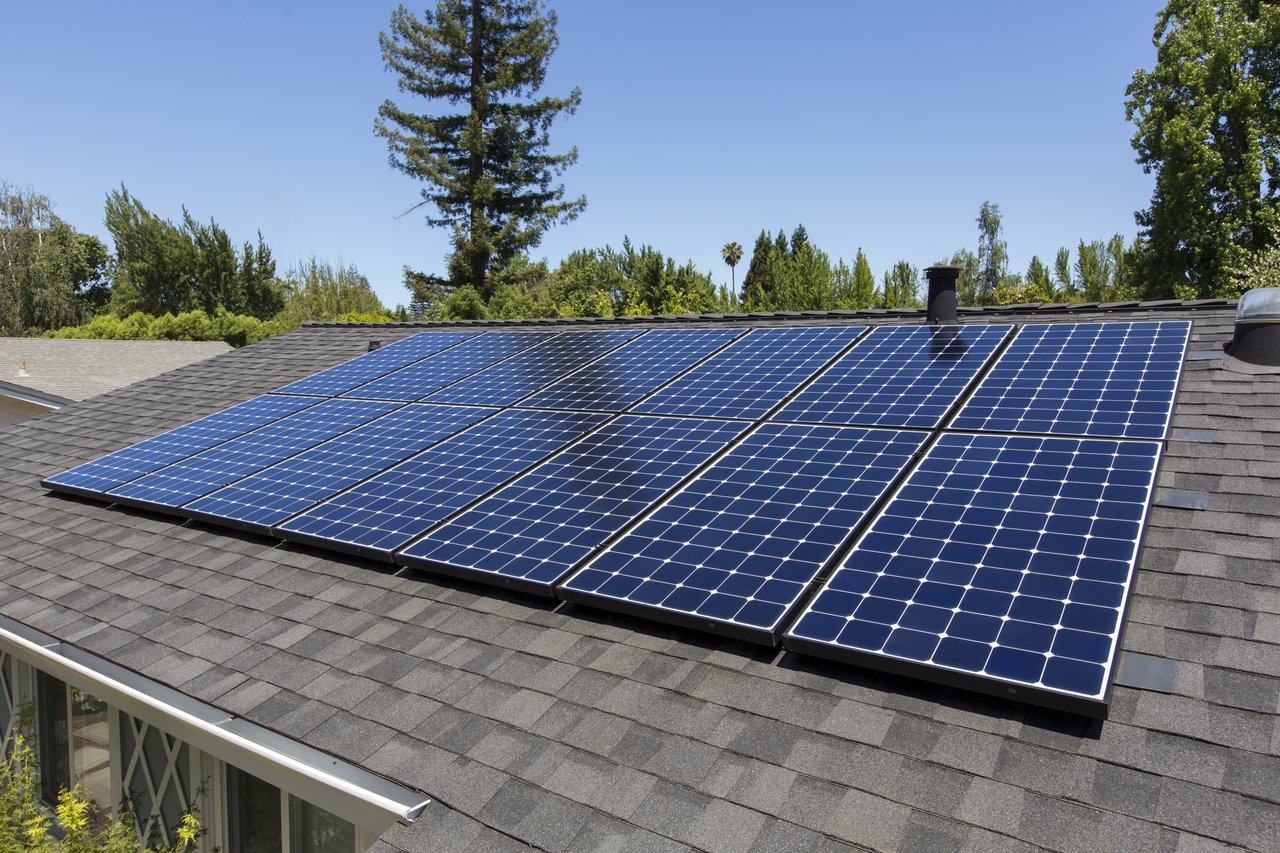 fotovoltická elektráreň pri výpadku siete, hybridný solárny systém